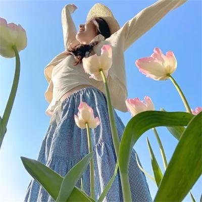 豪门少爷俏佳人